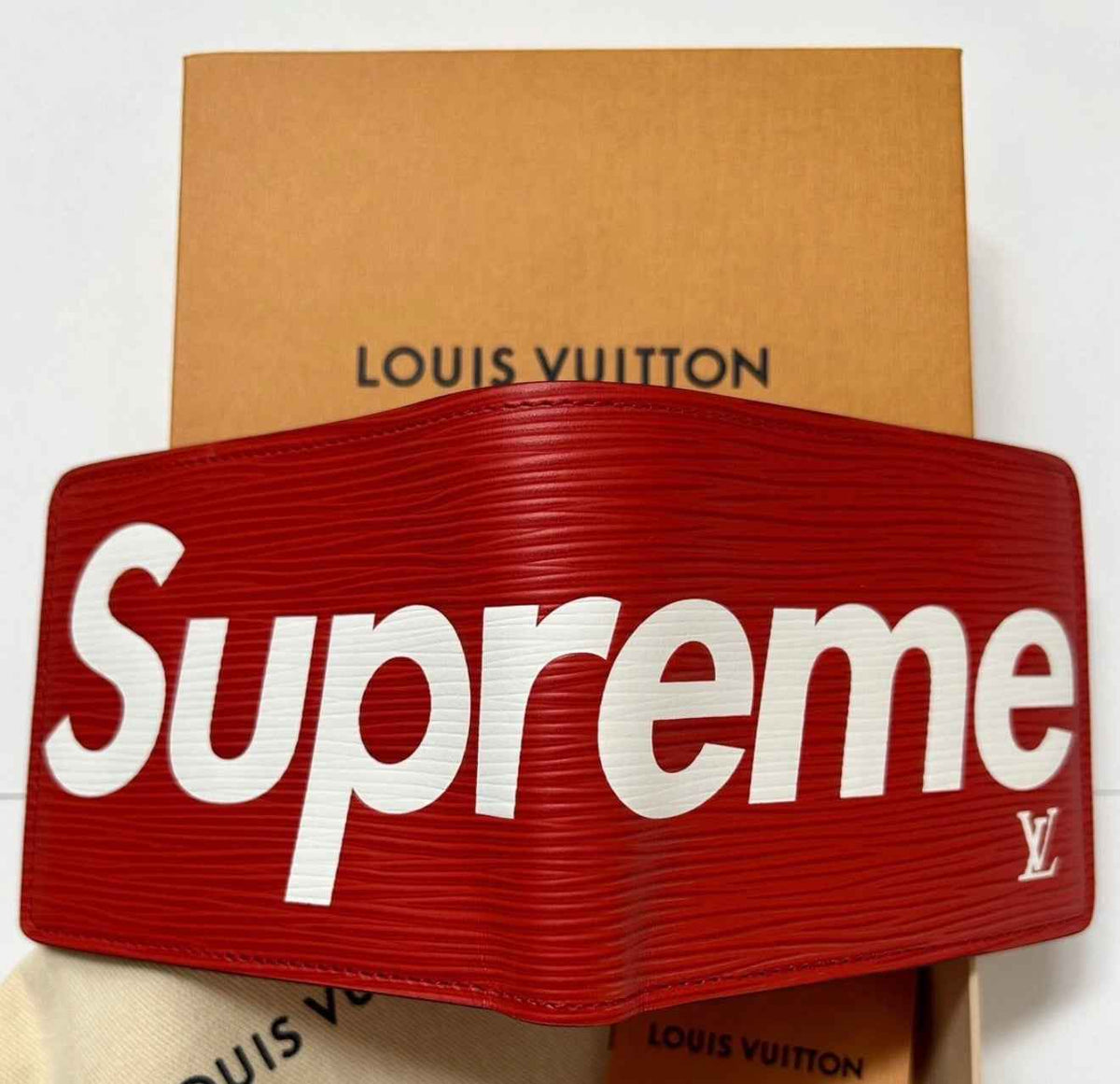Supreme x Lv slender Wallet
