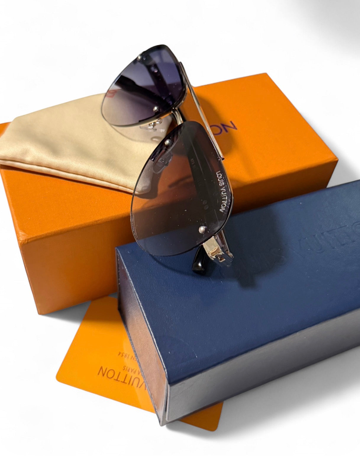 LV ASH Model Sunglasses