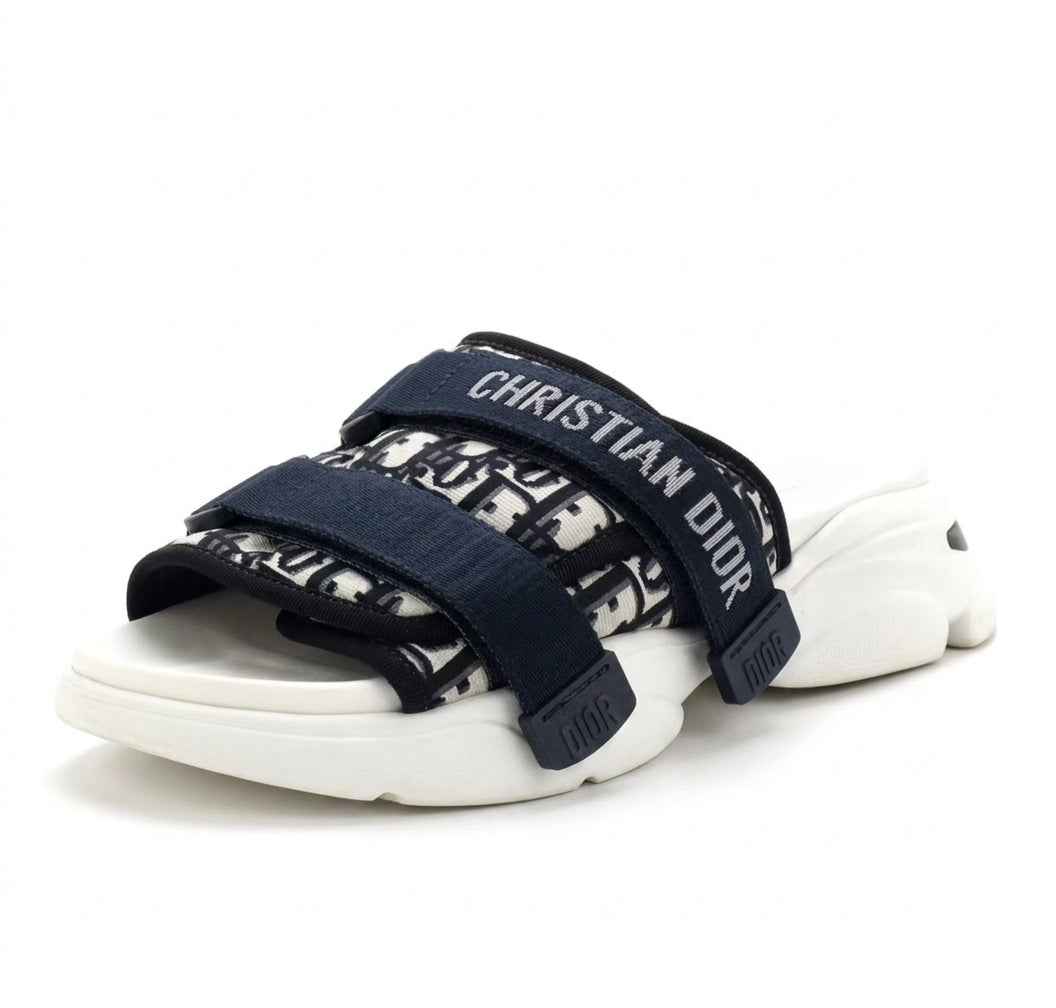 High-End Urban Sandal Premium