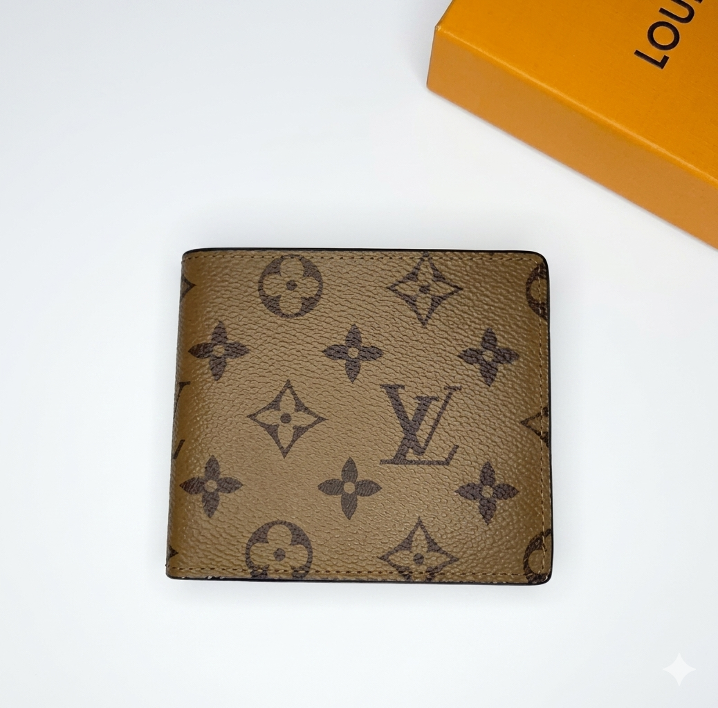 Manogram Luxury Wallet