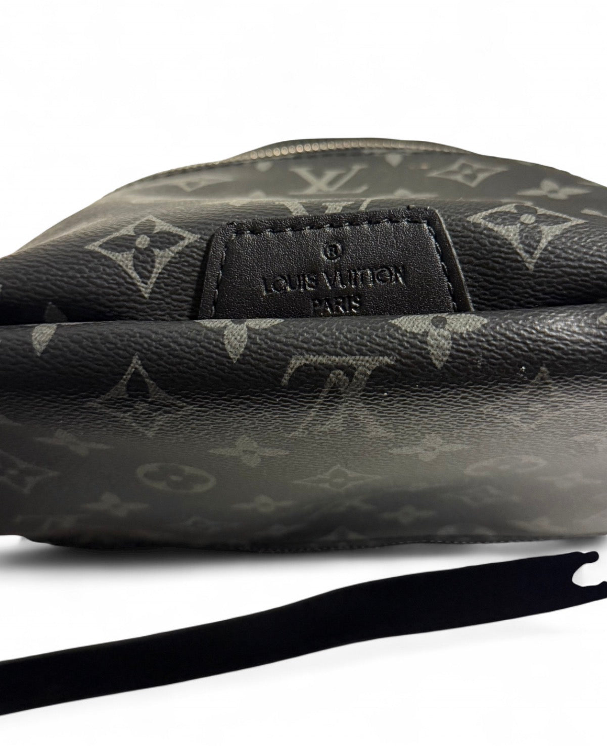 Louis Vuitton Discovery Bumbag PM – Monogram Eclipse (Black/Gray)