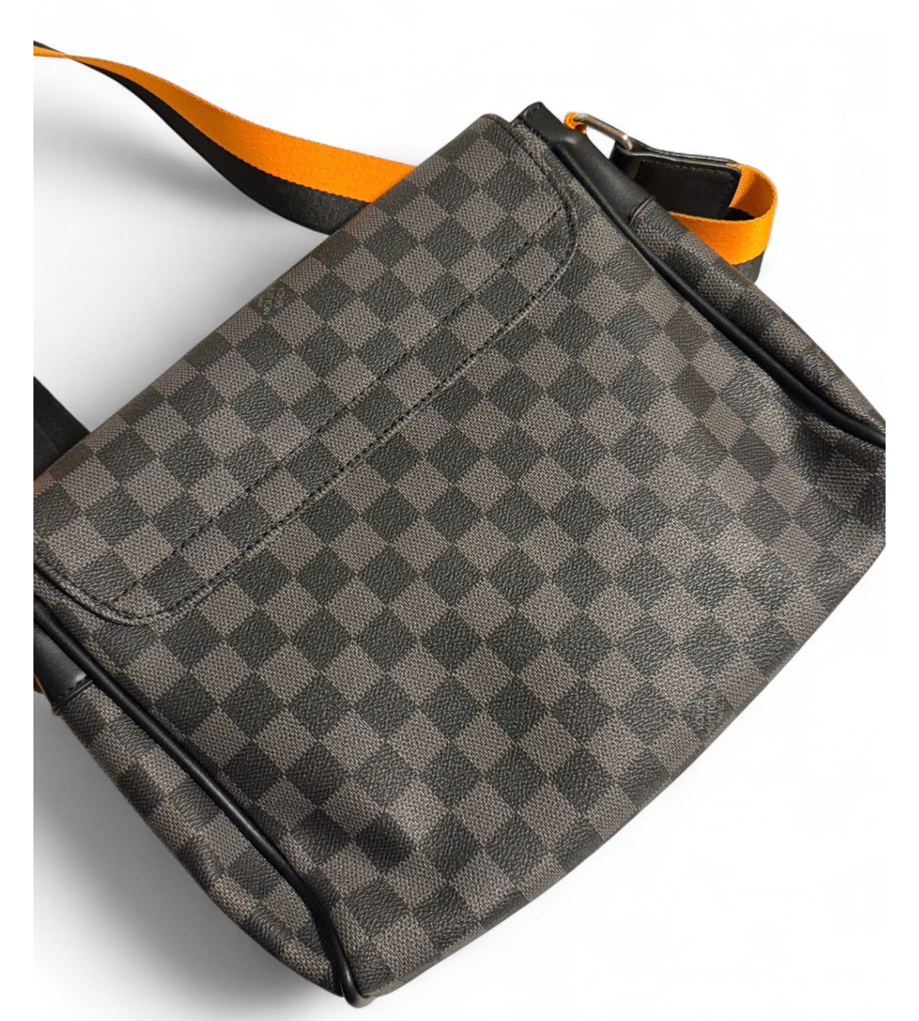 Louis Vuitton District PM-Damier Graphite