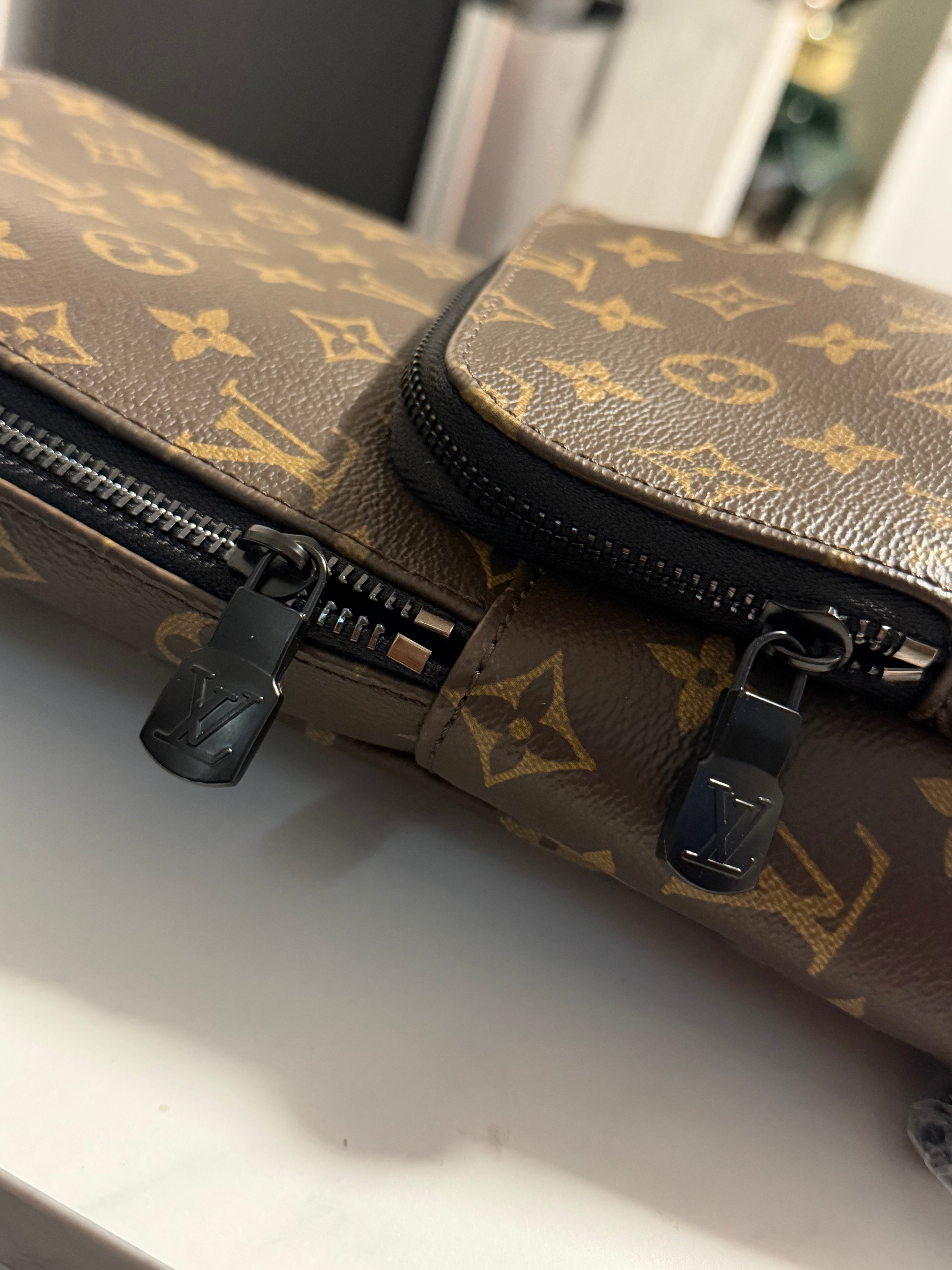 Designer Louis Vuitton Bag Men