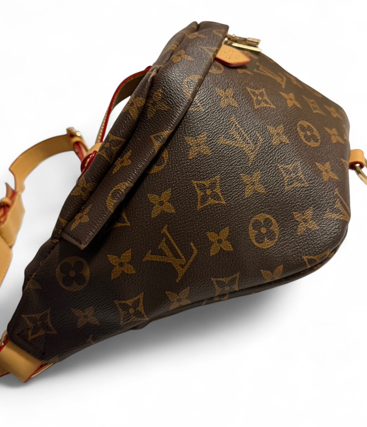 LV Bumbag in Monogram canvas