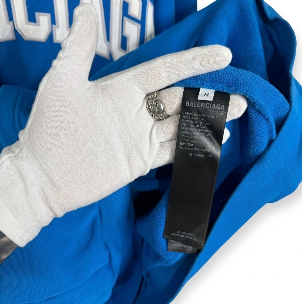A luxury Oversized Streetwear Hoodie
