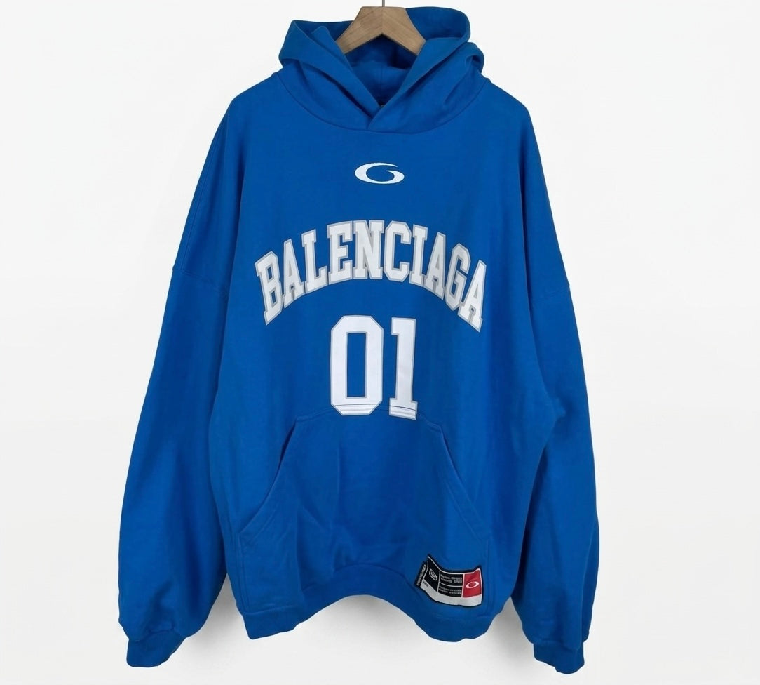 A luxury Oversized Streetwear Hoodie