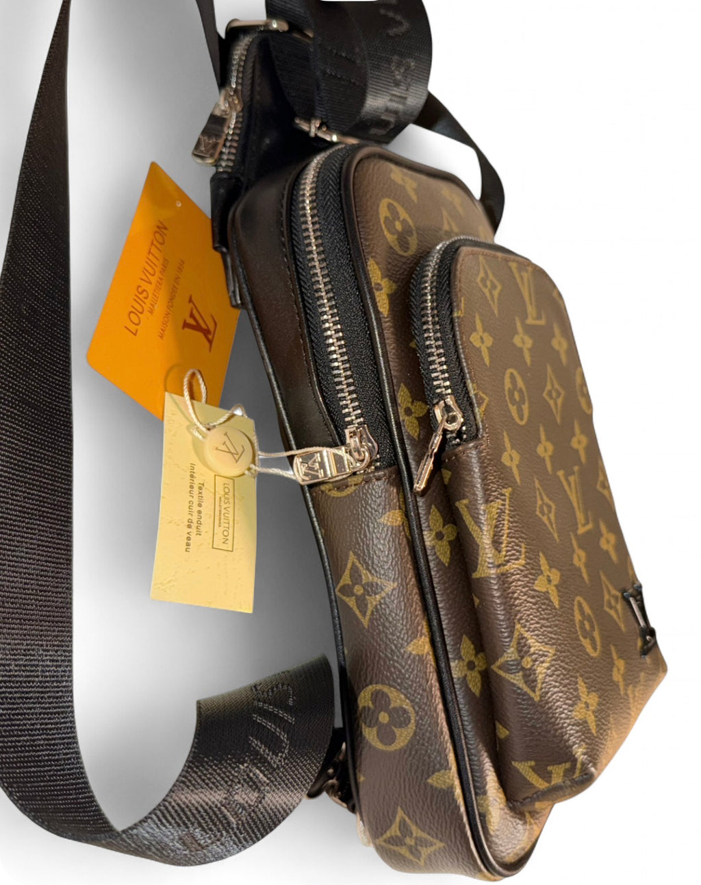 LV  Avenue Sling Bag NM