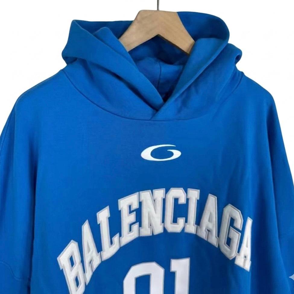 A luxury Oversized Streetwear Hoodie